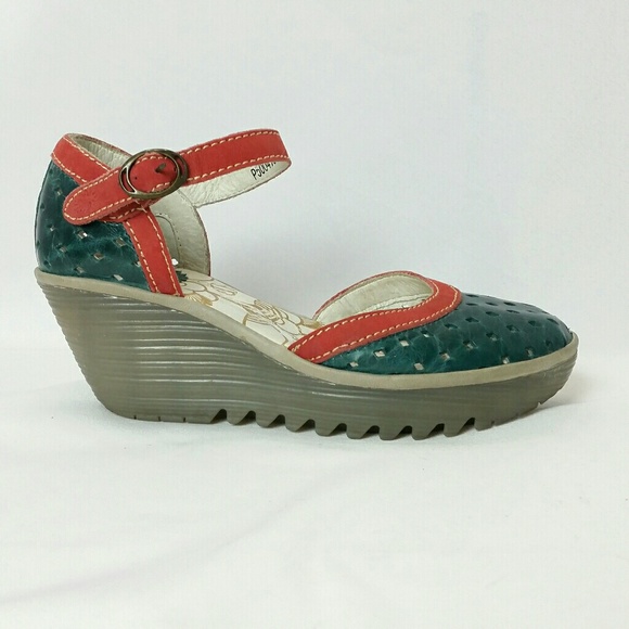 oofos for sale near me